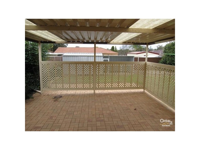 22 Primrose Circuit, Claremont Meadows NSW 2747