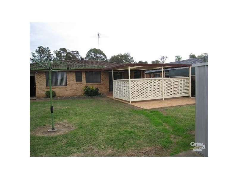 22 Primrose Circuit, Claremont Meadows NSW 2747