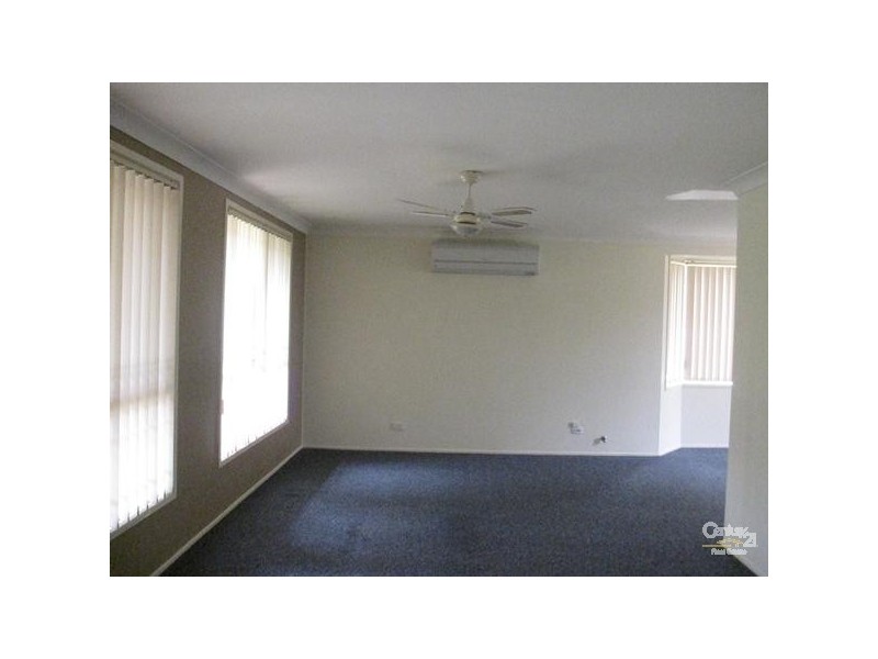 12 Kukundi Drive, Glenmore Park NSW 2745