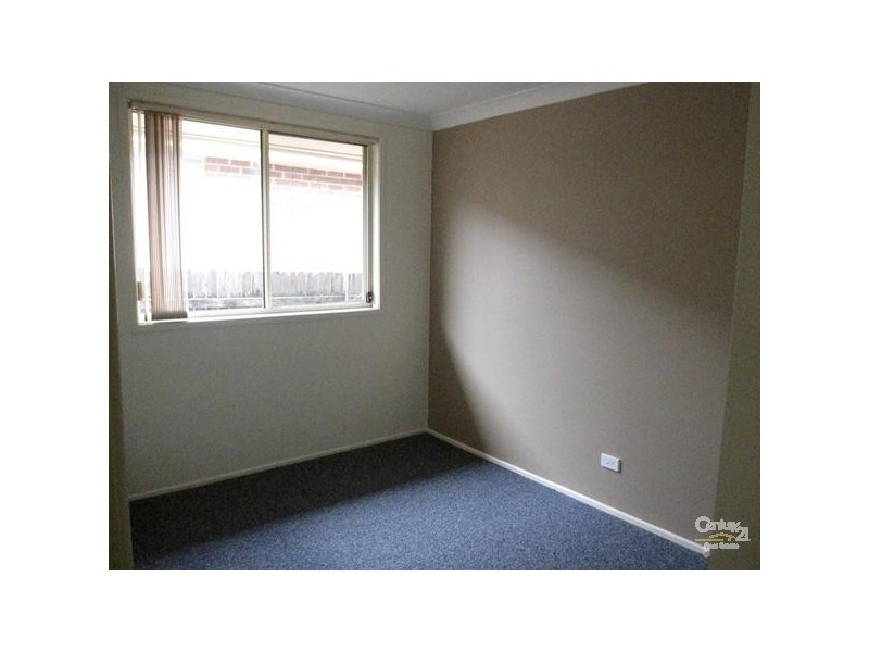 12 Kukundi Drive, Glenmore Park NSW 2745