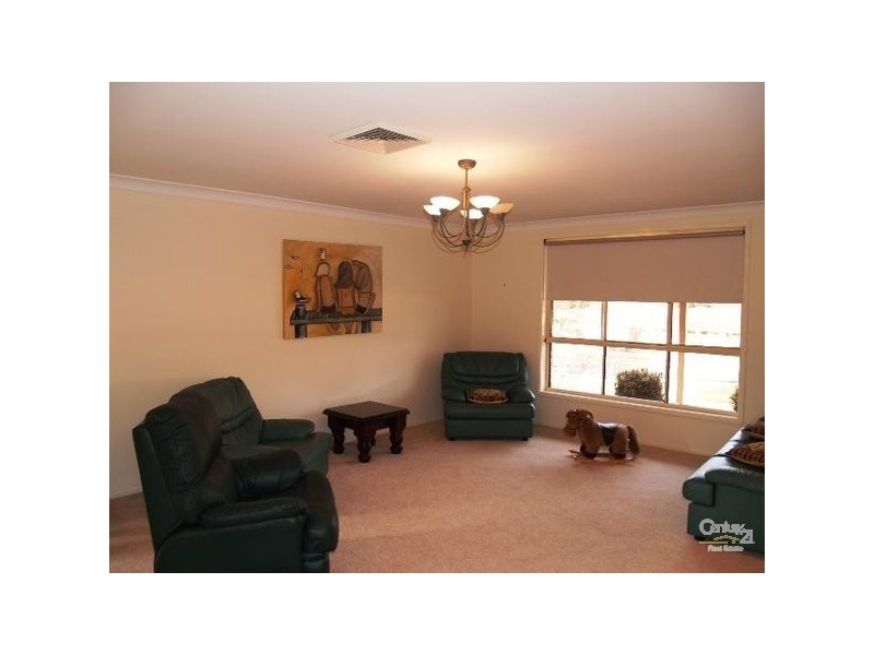 51 Davenport Drive, Wallacia NSW 2745