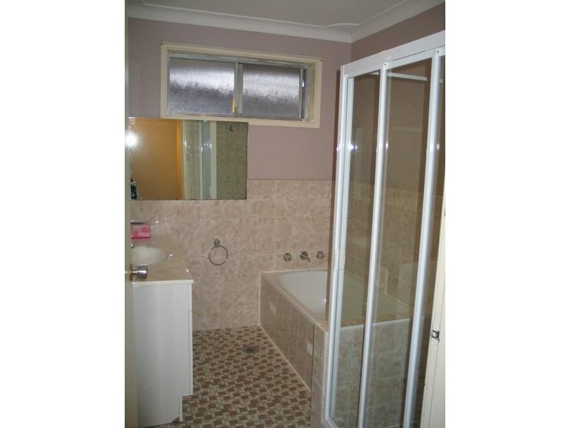 27 Besley Street, Cambridge Park NSW 2747