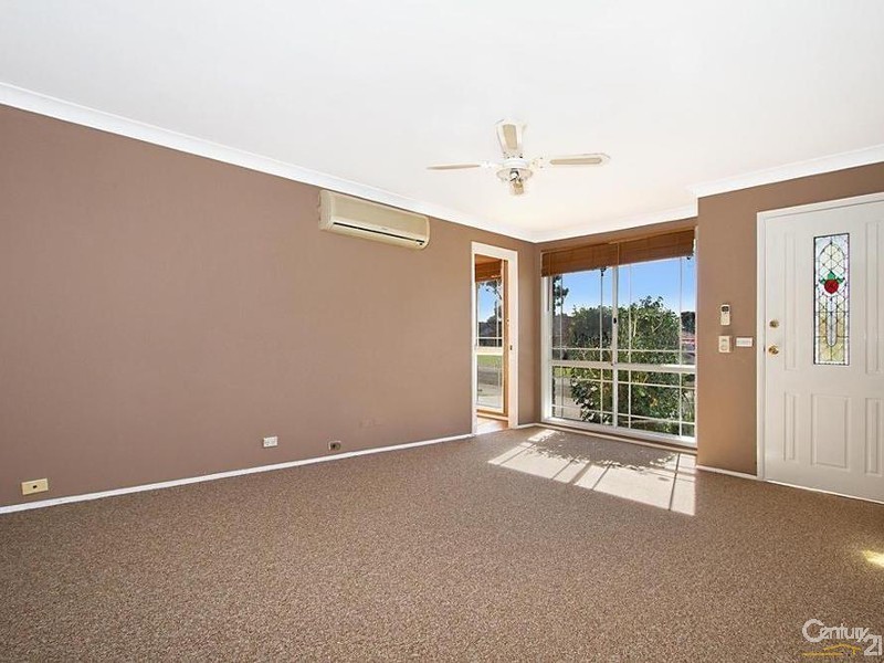 1 Hercules Close, Cranebrook NSW 2749