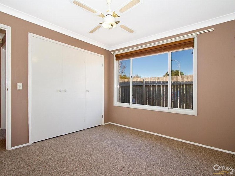 1 Hercules Close, Cranebrook NSW 2749