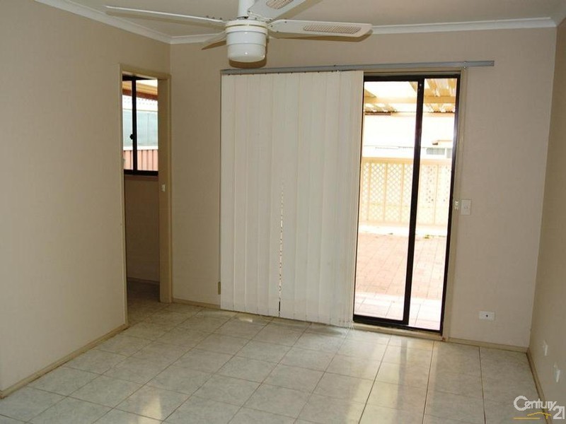 22 Primrose Circuit, Claremont Meadows NSW 2747