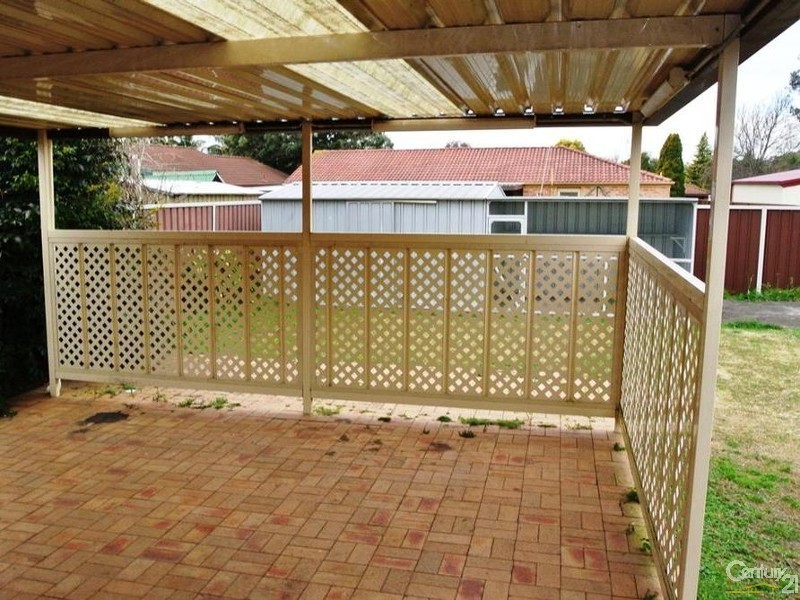 22 Primrose Circuit, Claremont Meadows NSW 2747