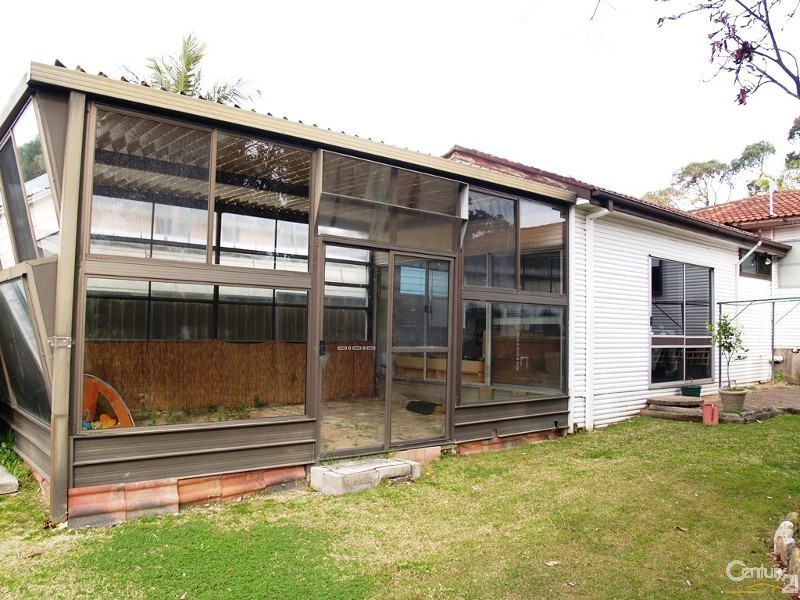 3 Limpopo Crescent, Seven Hills NSW 2147