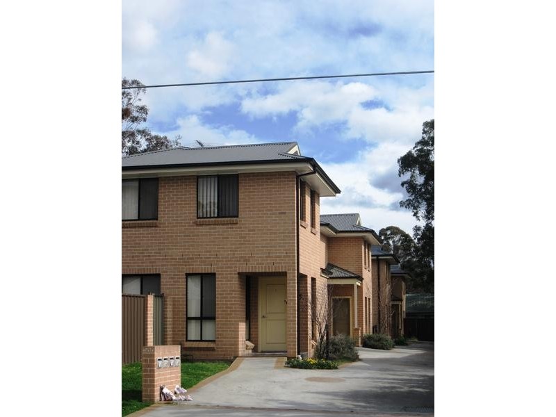 2/29 Pembroke Street, Cambridge Park NSW 2747