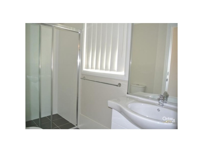 25 Finsbury Circuit, Ropes Crossing NSW 2760