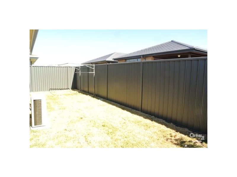 25 Finsbury Circuit, Ropes Crossing NSW 2760