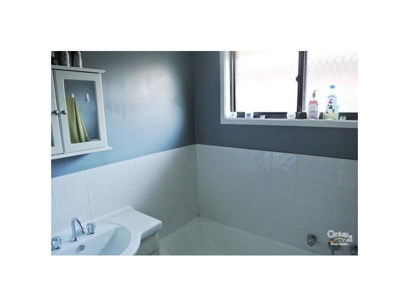 34 Rotorua Rod, St Clair NSW 2759