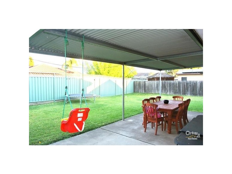 34 Rotorua Rod, St Clair NSW 2759