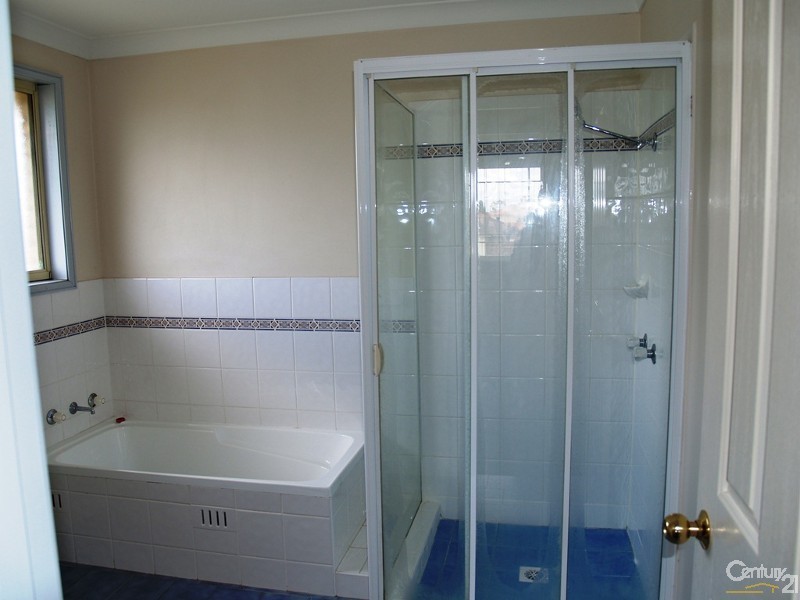 21 Coco Drive, Glenmore Park NSW 2745