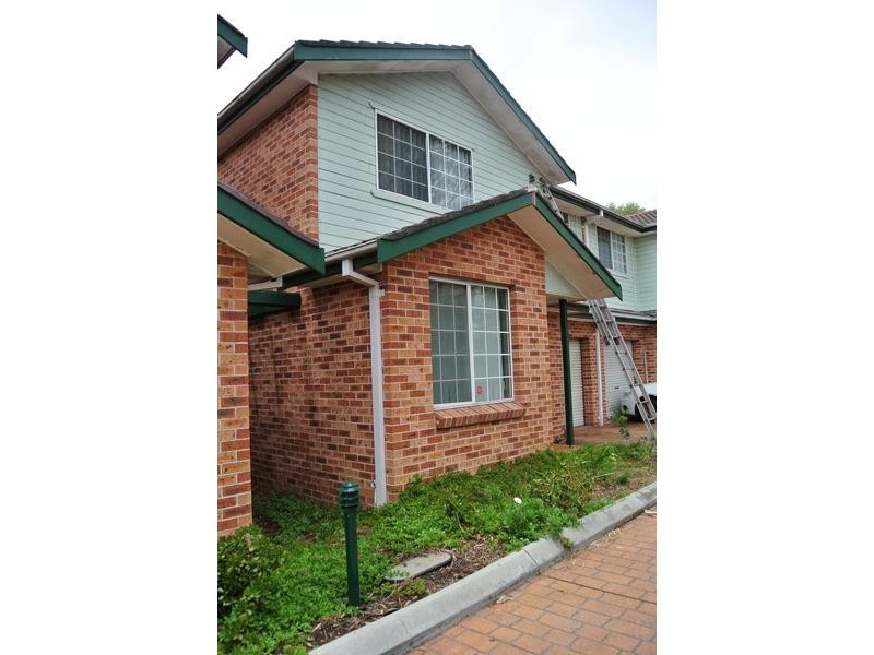 2/6 College Street, Cambridge Park NSW 2747