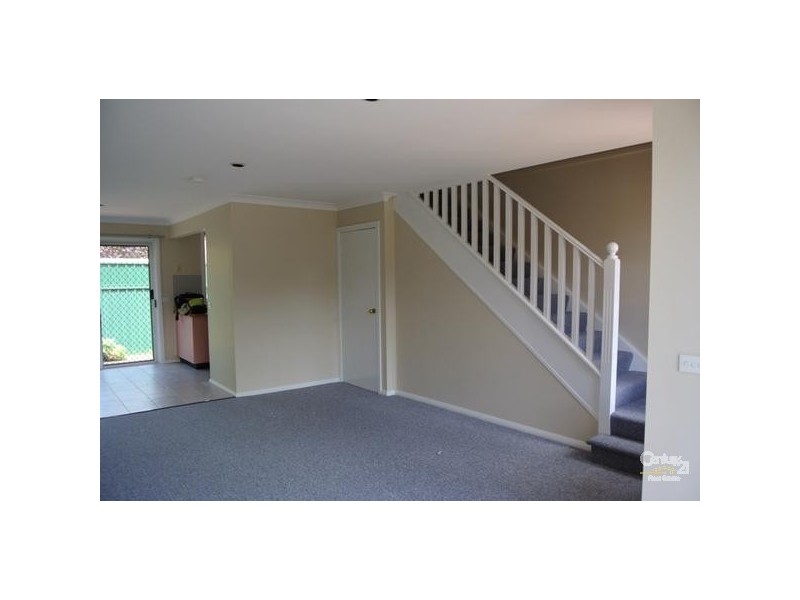 2/6 College Street, Cambridge Park NSW 2747