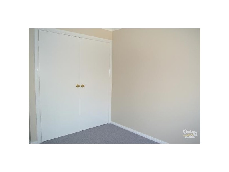 2/6 College Street, Cambridge Park NSW 2747