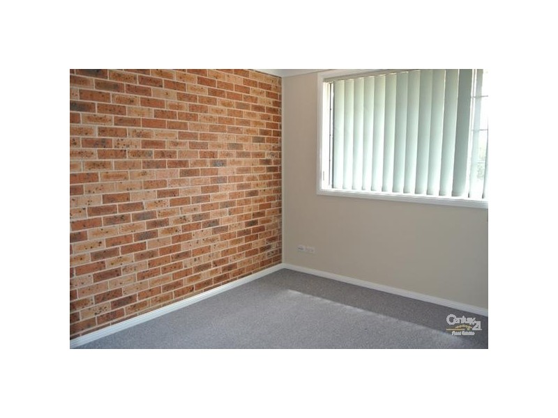 2/6 College Street, Cambridge Park NSW 2747