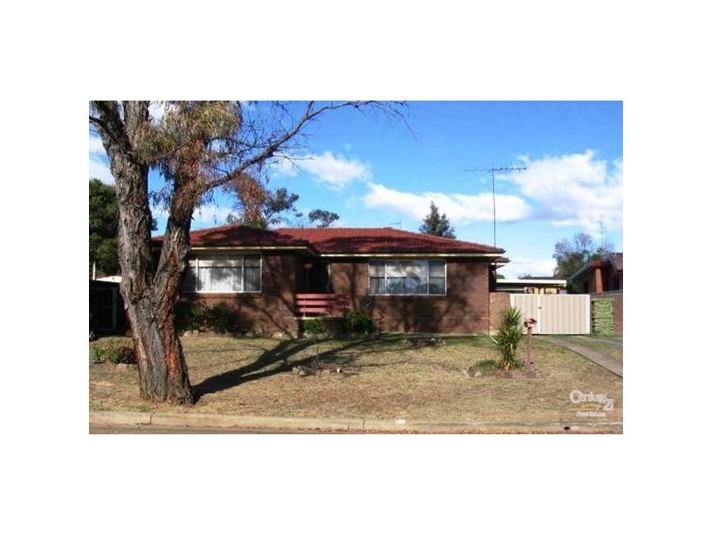 12 Corbin Street, South Penrith NSW 2750