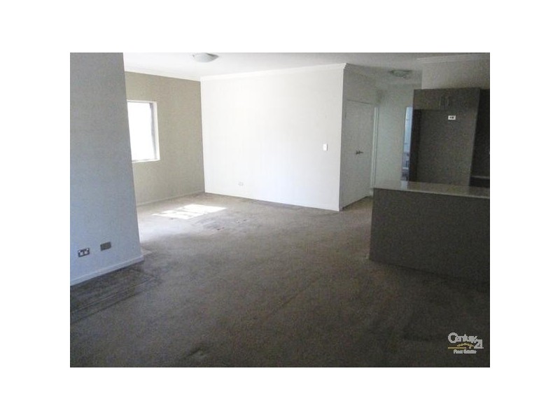 7/33 Robert Street, Penrith NSW 2750