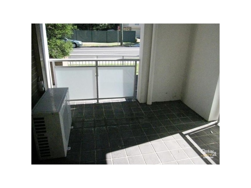 7/33 Robert Street, Penrith NSW 2750