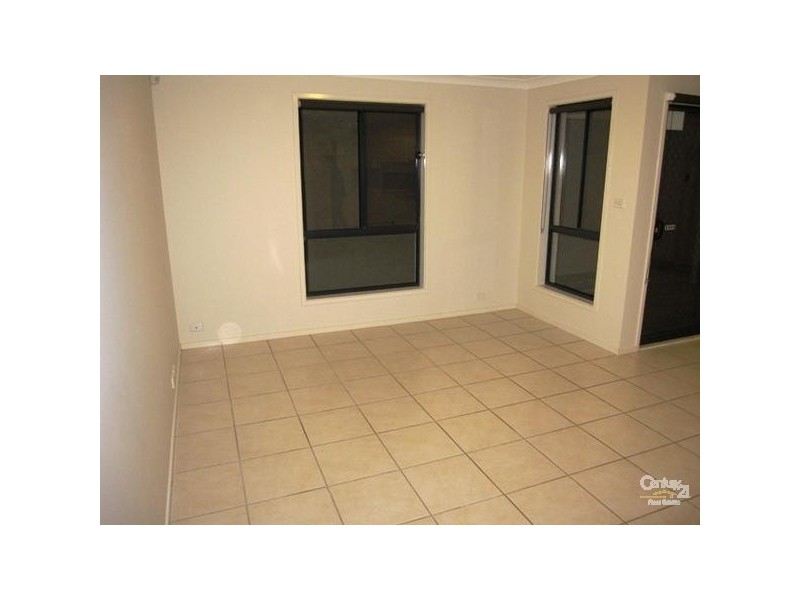 34 Dunlop Avenue, Ropes Crossing NSW 2760