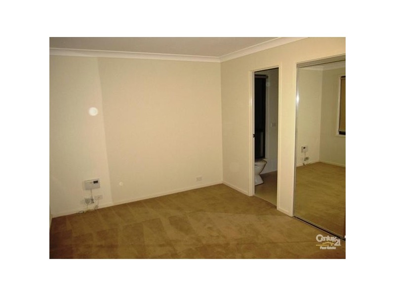 34 Dunlop Avenue, Ropes Crossing NSW 2760