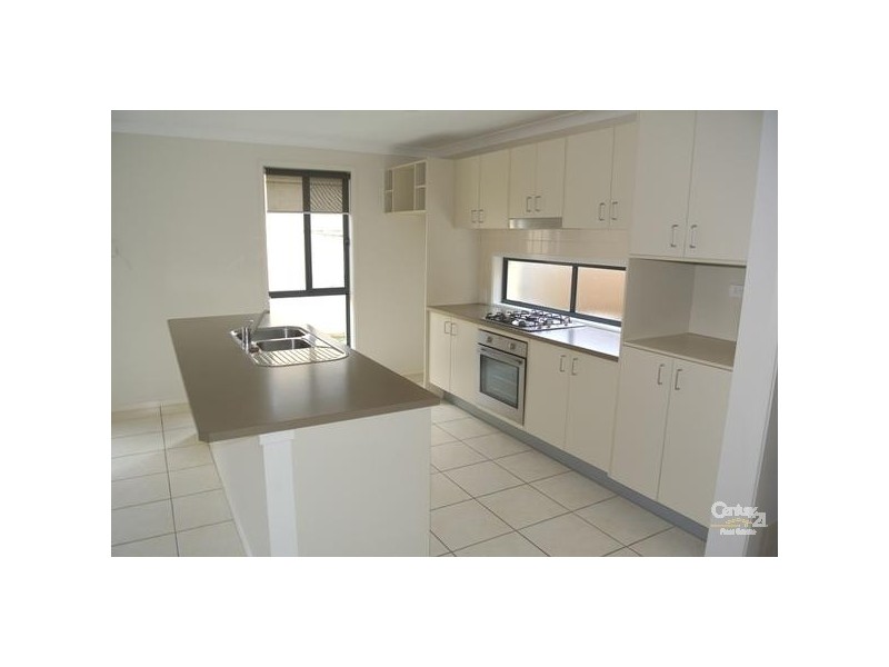 34 Dunlop Avenue, Ropes Crossing NSW 2760