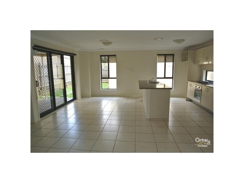 34 Dunlop Avenue, Ropes Crossing NSW 2760