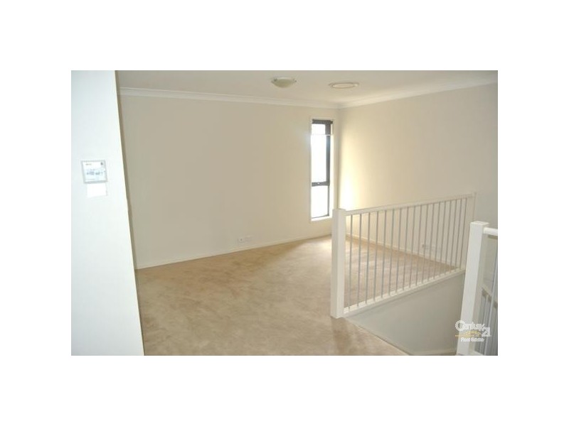 34 Dunlop Avenue, Ropes Crossing NSW 2760