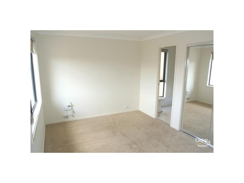 34 Dunlop Avenue, Ropes Crossing NSW 2760