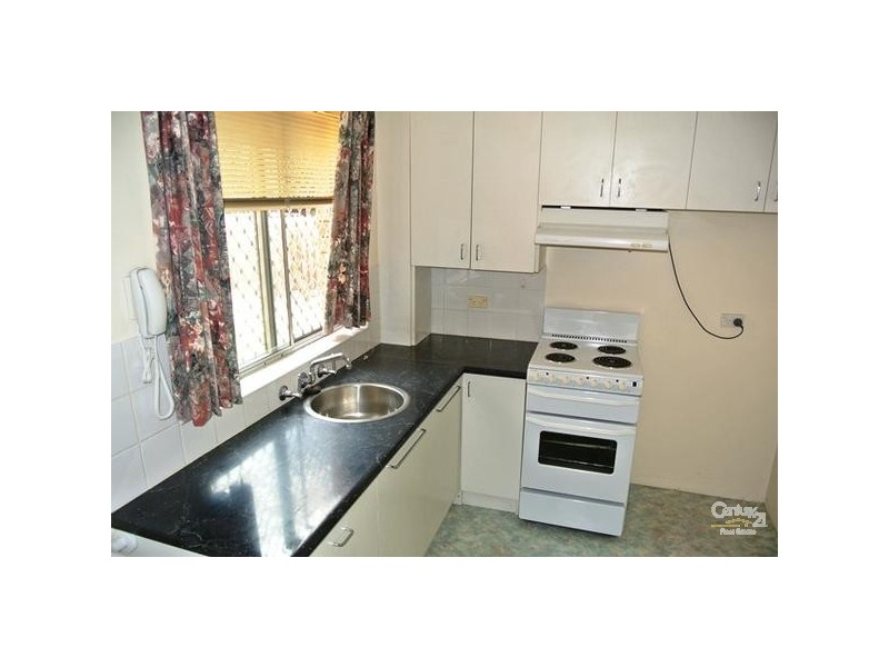 2/21 Castlereagh Street, Penrith NSW 2750