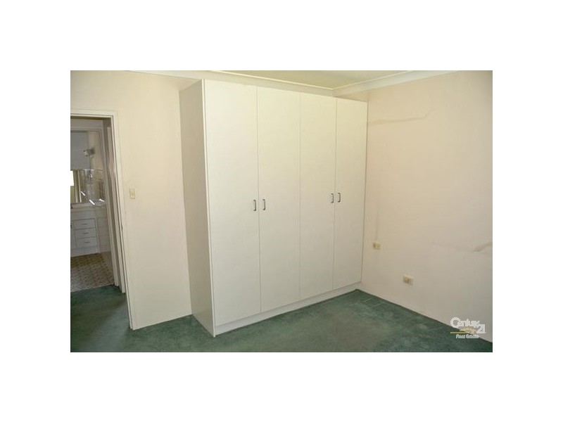 2/21 Castlereagh Street, Penrith NSW 2750