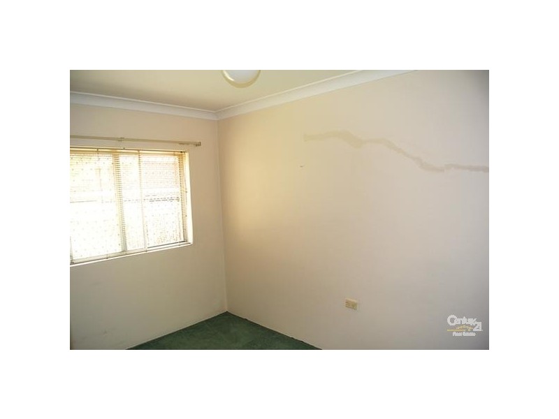 2/21 Castlereagh Street, Penrith NSW 2750