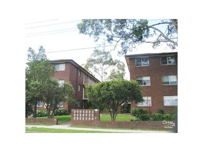 21/9-11 Santley Crescent, Kingswood NSW 2747