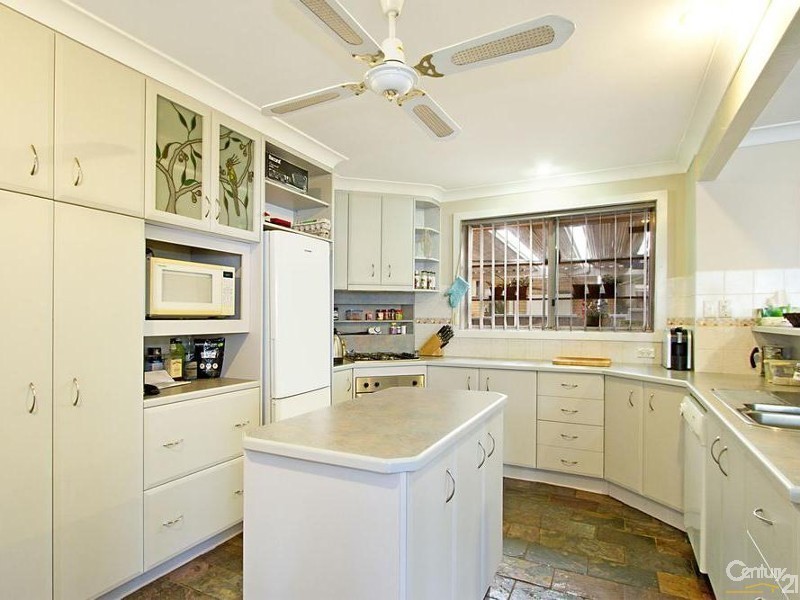 11 William Street, Cambridge Park NSW 2747