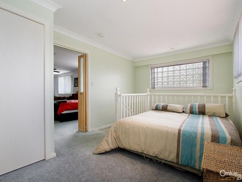 11 William Street, Cambridge Park NSW 2747