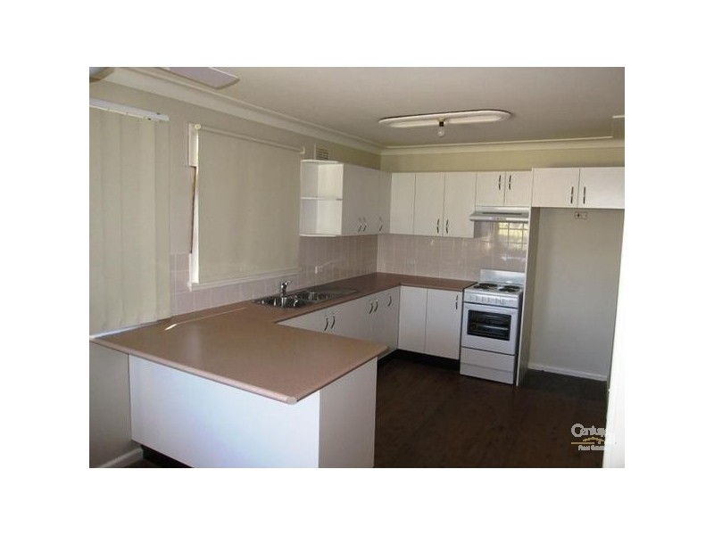 12 Cheltenham Avenue, Cambridge Park NSW 2747