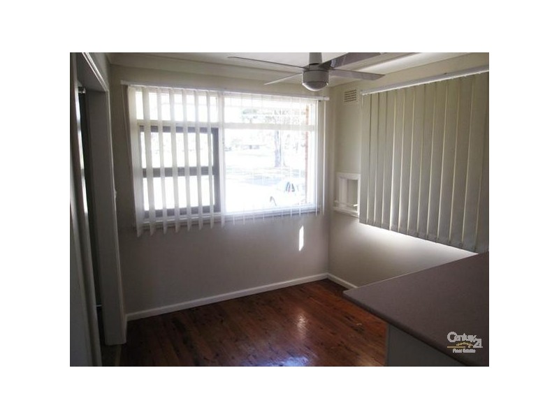 12 Cheltenham Avenue, Cambridge Park NSW 2747