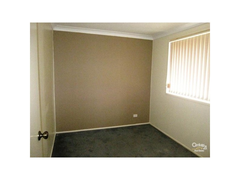 12 Kukundi Drive, Glenmore Park NSW 2745