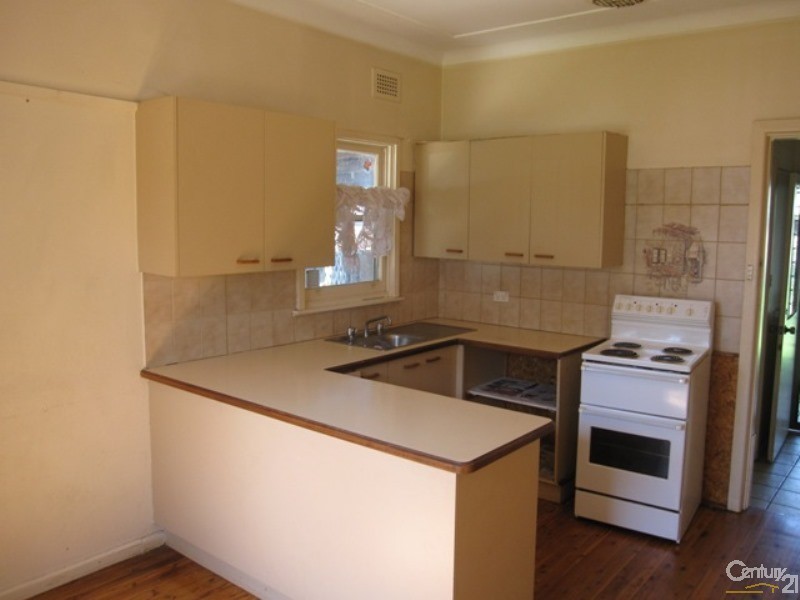 36 Lethbridge Street, Penrith NSW 2750