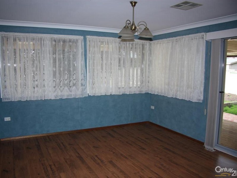 6 Sardam Avenue, Cranebrook NSW 2749