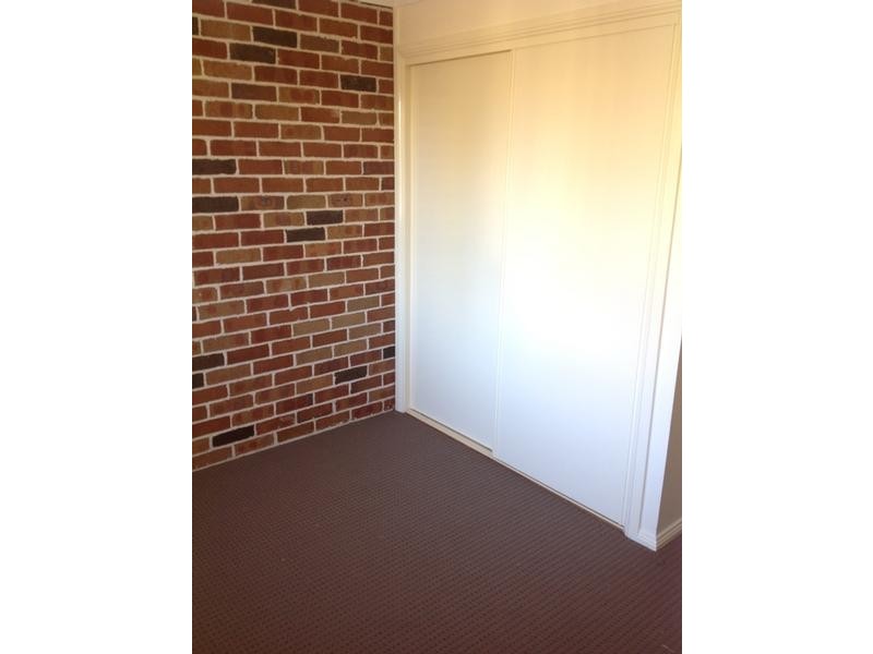 7/2 Dutton Place, Glenmore Park NSW 2745