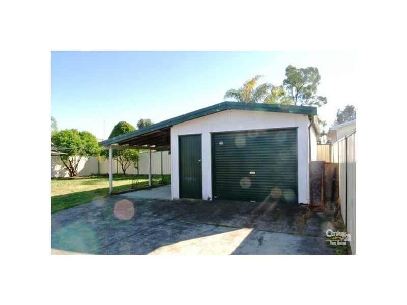 5 Dunbar Avenue, Werrington County NSW 2747