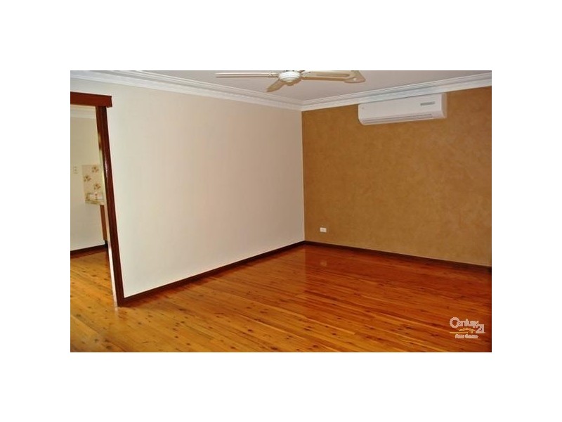 16 Kanina Place, Cranebrook NSW 2749