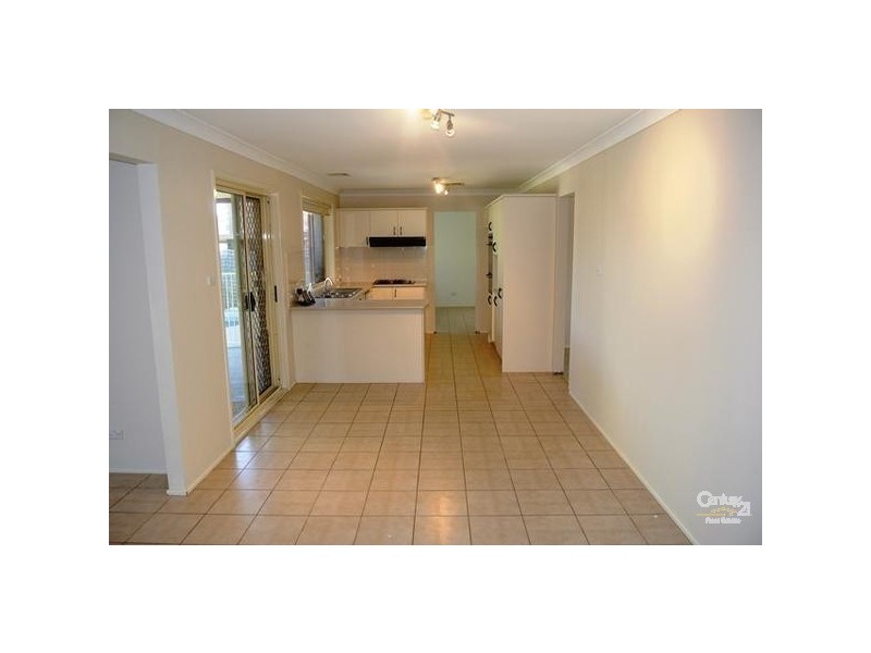 11 Huntingdale Drive, Glenmore Park NSW 2745