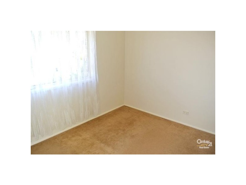 11 Huntingdale Drive, Glenmore Park NSW 2745