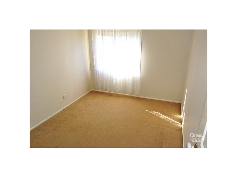 11 Huntingdale Drive, Glenmore Park NSW 2745