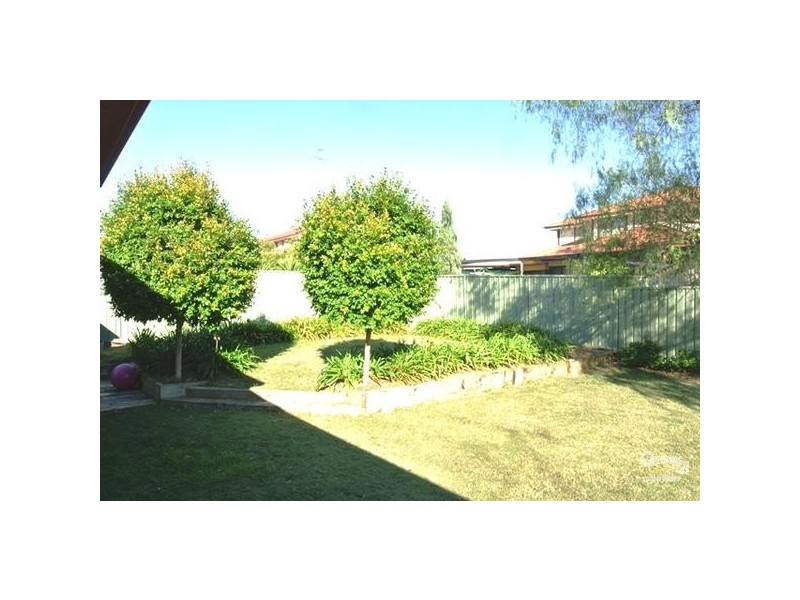 11 Huntingdale Drive, Glenmore Park NSW 2745