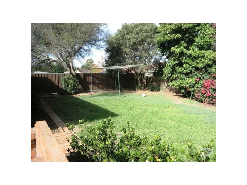 52 Chatsworth Road, St Clair NSW 2759