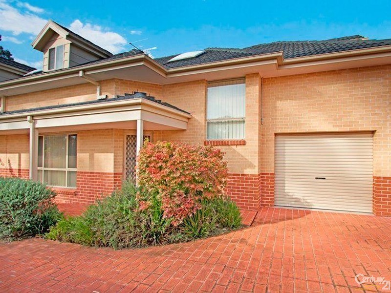 2/13 Jamison Road, Kingswood NSW 2747